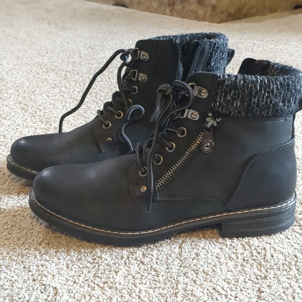Patrizia Women's Black Ankle Boots - Picture 2 of 6